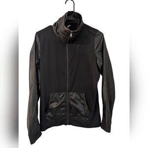 Under armour, Light Zip Up Jacket, Size M